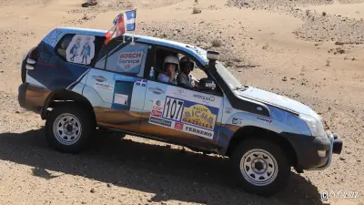 M-1 avant le départ du Rallye Aïcha des Gazelles du Maroc