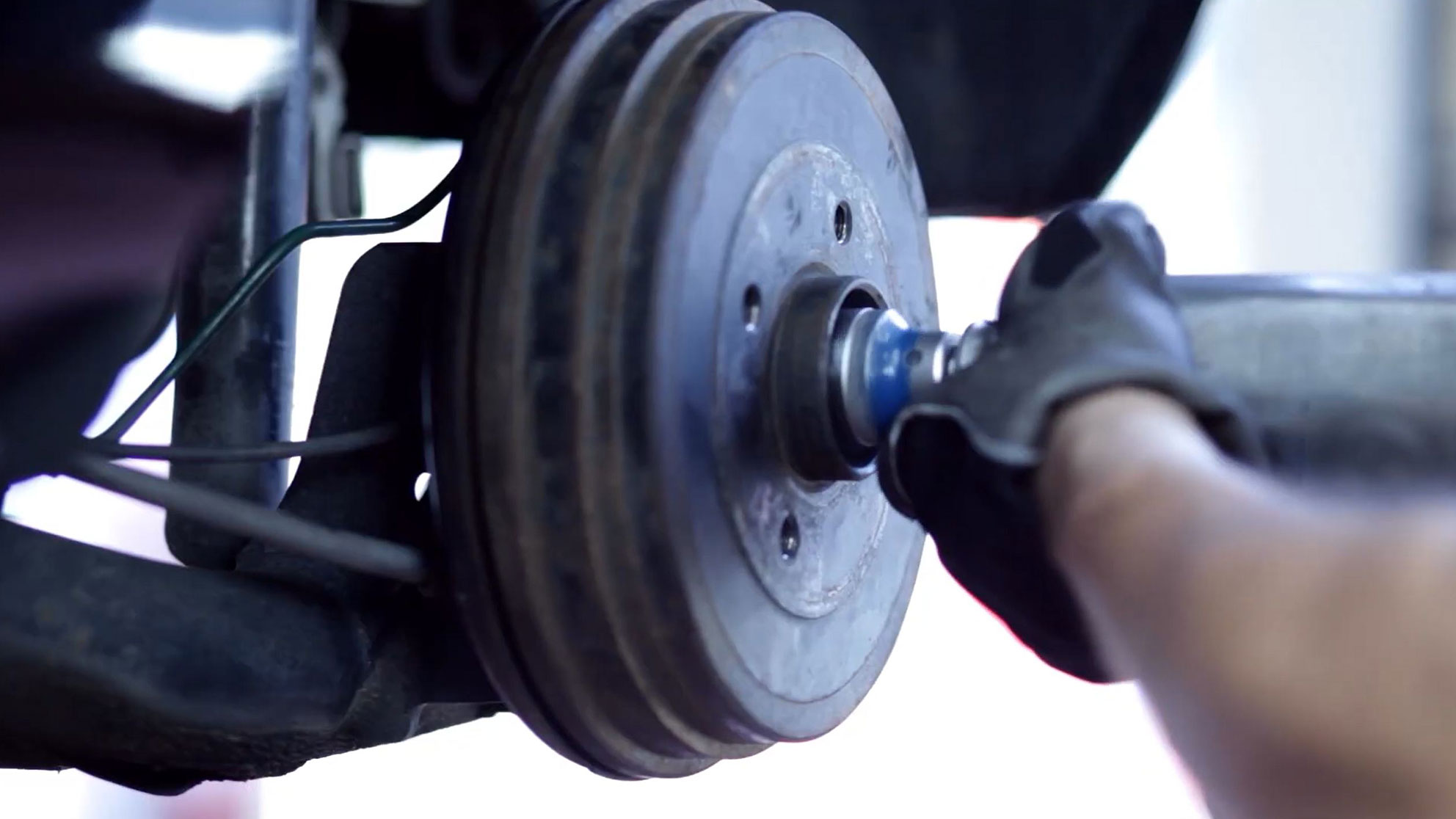 Changing drum brakes
