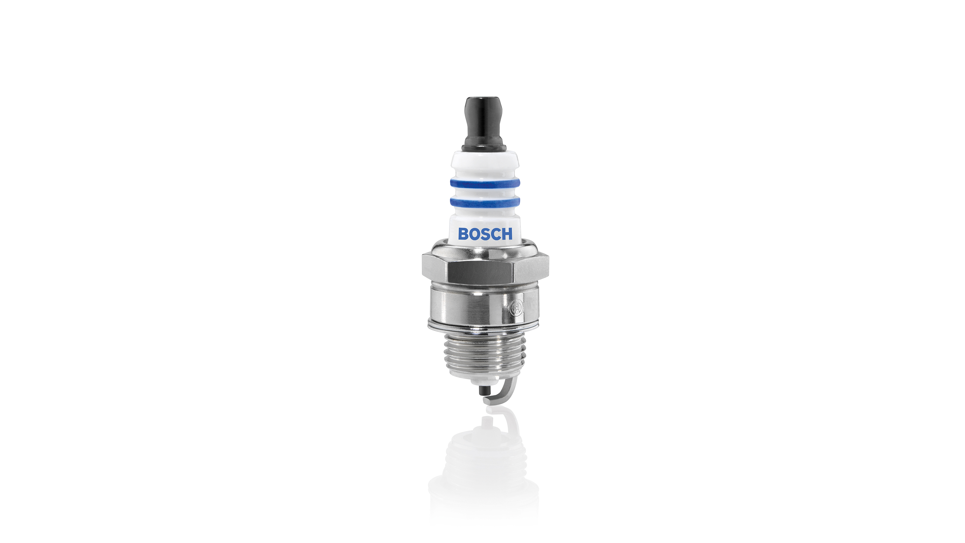 Spark plug shop small engine