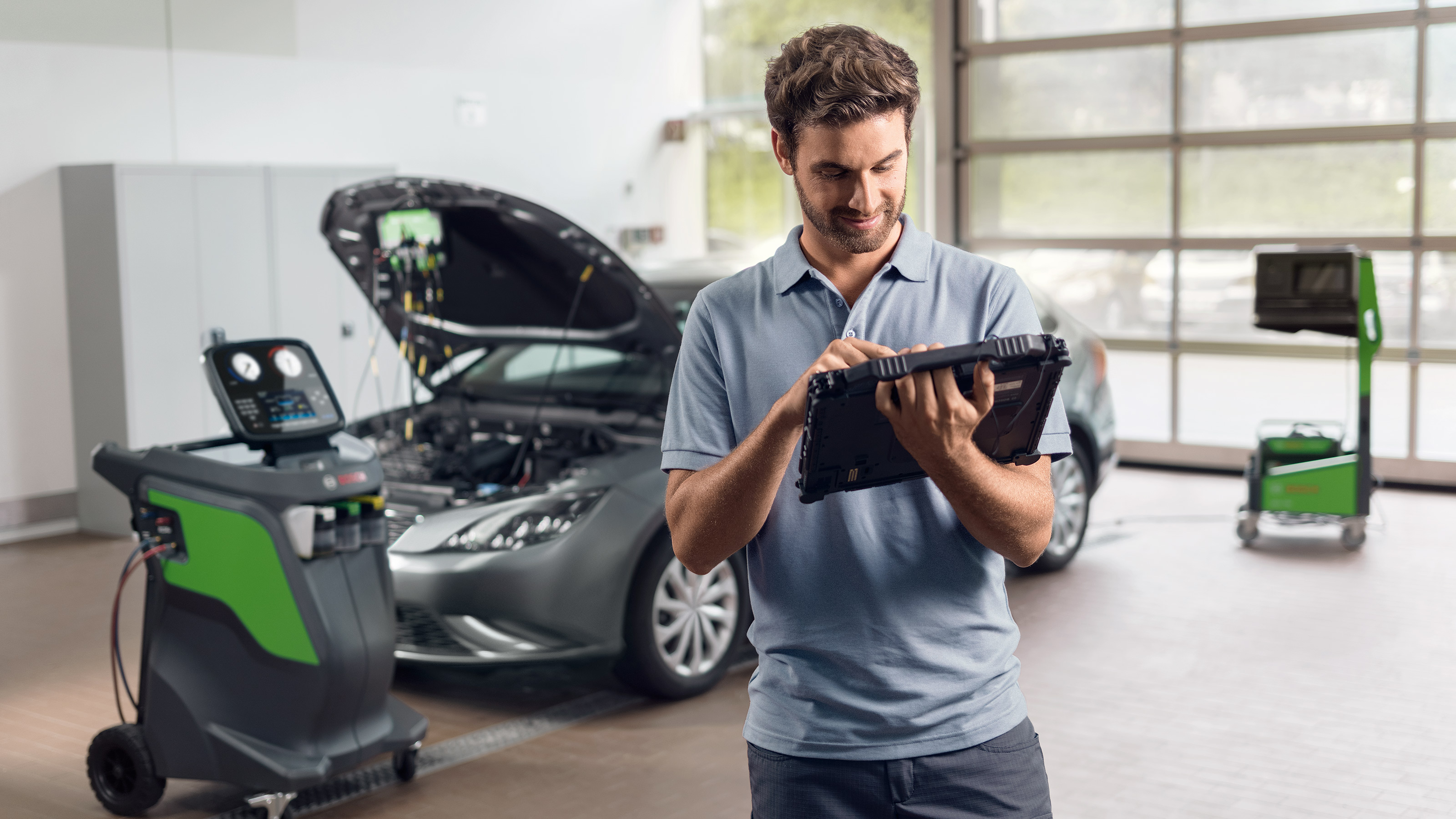 Kfz-Werkstattausrüstung für Gewerbe & Profis - Bosch